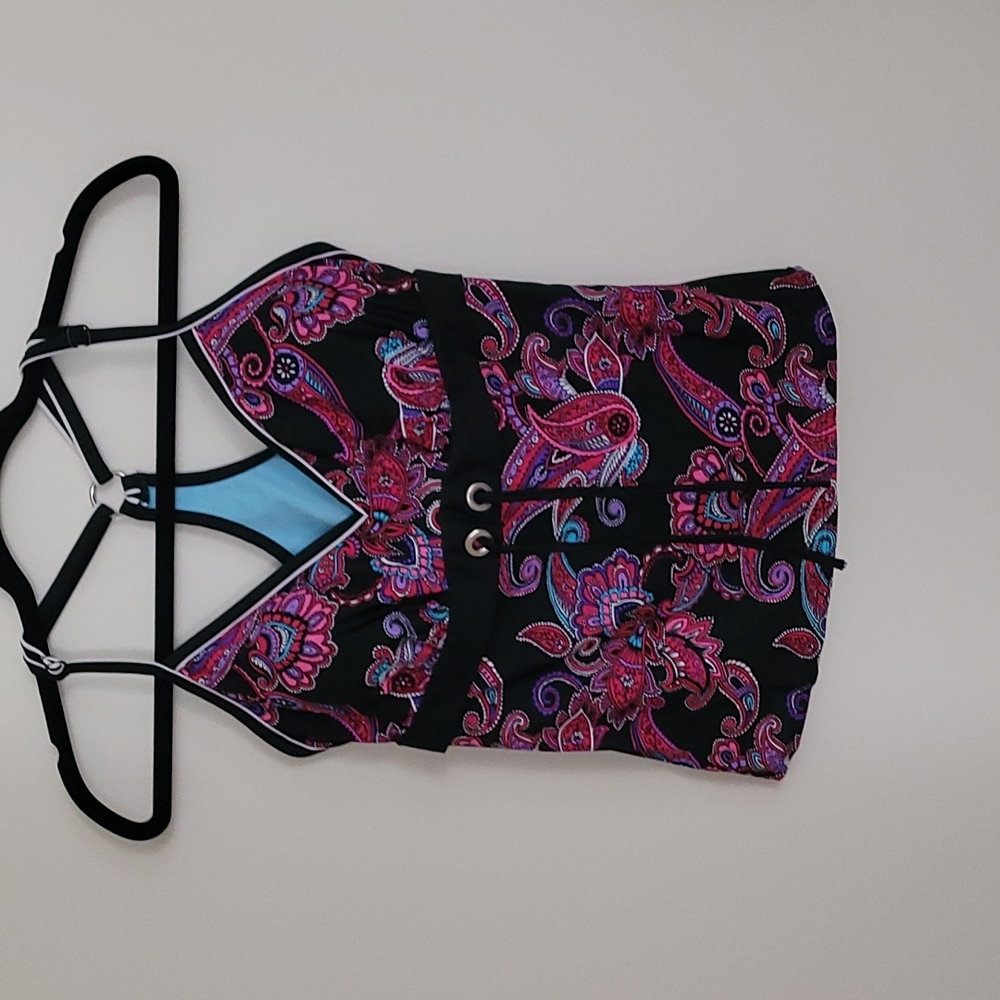 Beach Native swim top size 36D/DD